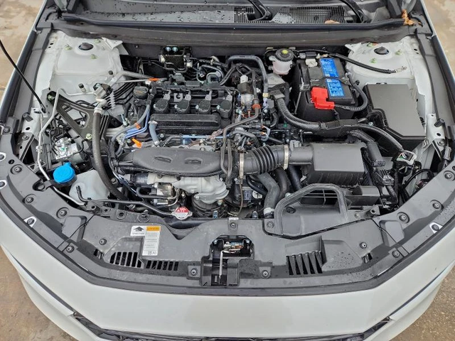 Honda Accord LX - автомобили, коли, обяви за нови и употребявани 10