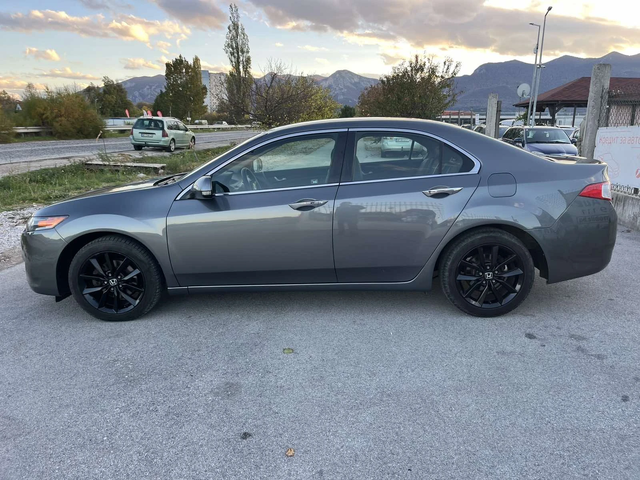 Honda Accord 2.2I-DTEC 150кс 6 СКОРОСТИ АВТОПИЛОТ КЛИМАТРОНИК - автомобили, коли, обяви за нови и употребявани 5