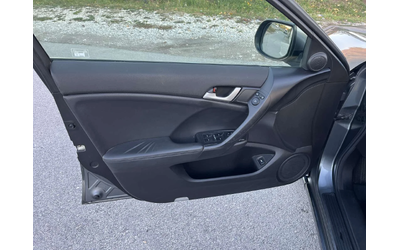 Honda Accord 2.2I-DTEC 150кс 6 СКОРОСТИ АВТОПИЛОТ КЛИМАТРОНИК - автомобили, коли, обяви за нови и употребявани 6