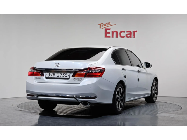 Honda Accord Accord 2.4 9Th Generation - автомобили, коли, обяви за нови и употребявани 1