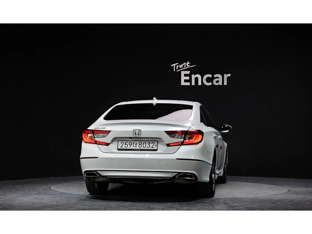 Honda Accord 1.5 Turbo - автомобили, коли, обяви за нови и употребявани 3