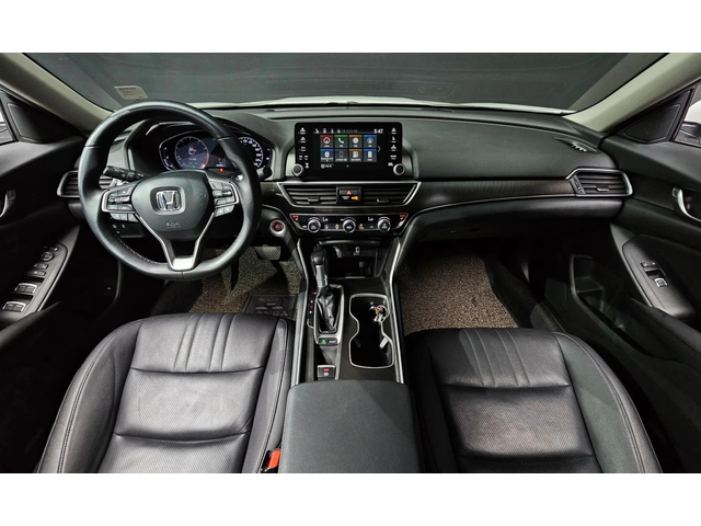 Honda Accord 1.5 Turbo - автомобили, коли, обяви за нови и употребявани 5