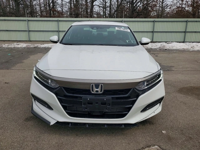 Honda Accord 1.5T* КОЖА* СЕРВИЗНА ИСТОРИЯ* ЛИЗИНГ - автомобили, коли, обяви за нови и употребявани 4