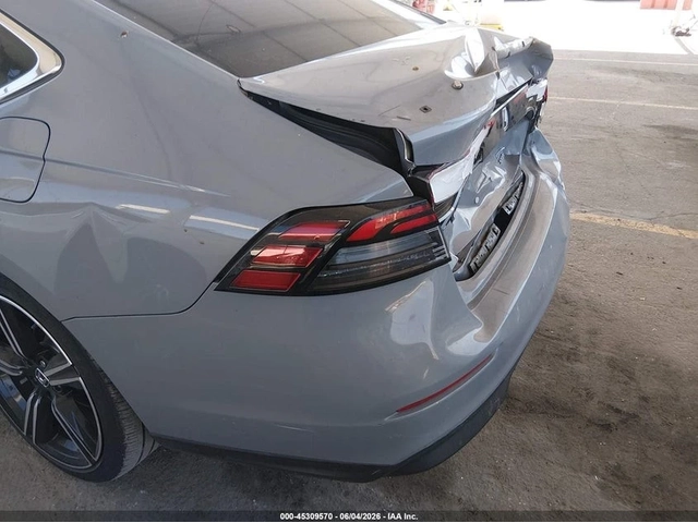 Honda Accord * HYBRID* SPORT* ПАНО* KEYLESS* Camera* ПОДГРЕВ* - автомобили, коли, обяви за нови и употребявани 4