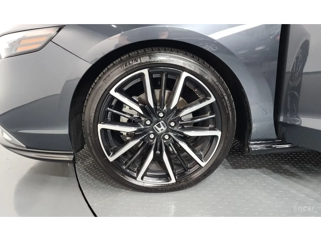Honda Accord HYBRID* КОЖА* ХЕДС ЪП* КАМЕРА* ДИГИТАЛНО ТАБЛО - автомобили, коли, обяви за нови и употребявани 4