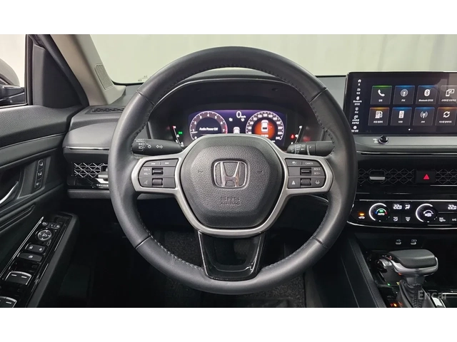 Honda Accord TURBO* КАМЕРА* КОЖА* ДИГИТАЛНО ТАБЛО - автомобили, коли, обяви за нови и употребявани 8