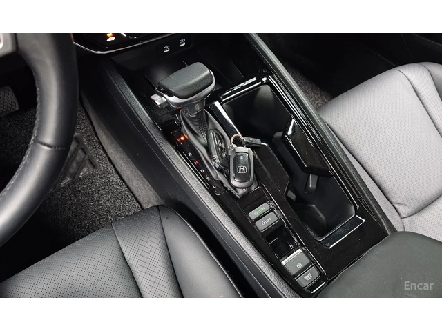 Honda Accord TURBO* КАМЕРА* КОЖА* ДИГИТАЛНО ТАБЛО - автомобили, коли, обяви за нови и употребявани 9