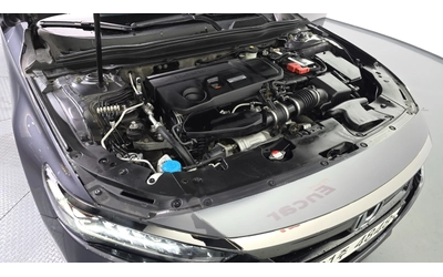 Honda Accord Sport Pack | LED | Keyless - автомобили, коли, обяви за нови и употребявани 13