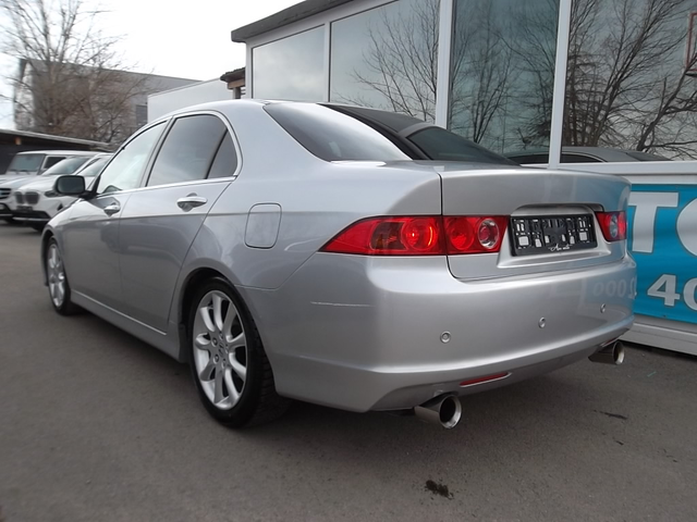 Honda Accord Facelift 2.4 Executive - автомобили, коли, обяви за нови и употребявани 1