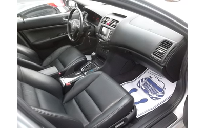 Honda Accord Facelift 2.4 Executive - автомобили, коли, обяви за нови и употребявани 9