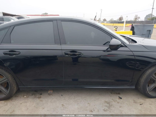 Honda ACCORD HYBRID 2.0L I-4 DI, DOHC, VVT, 146HP Front Wheel Drive - автомобили, коли, обяви за нови и употребявани 12