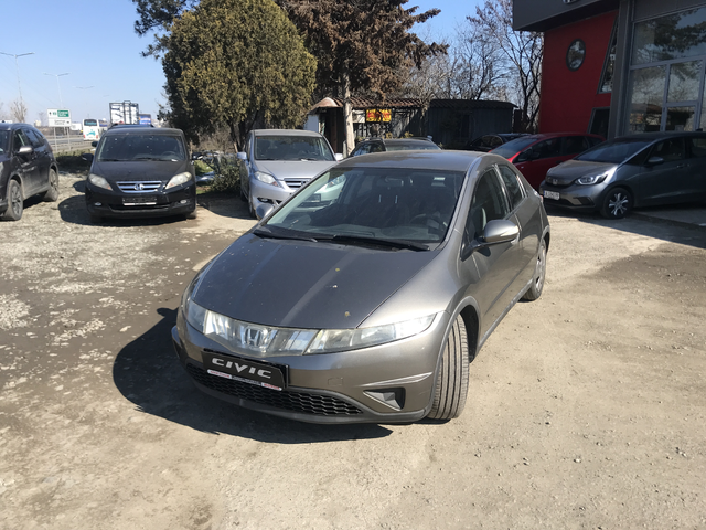 Honda Civic 1,4 Comfort - автомобили, коли, обяви за нови и употребявани 3