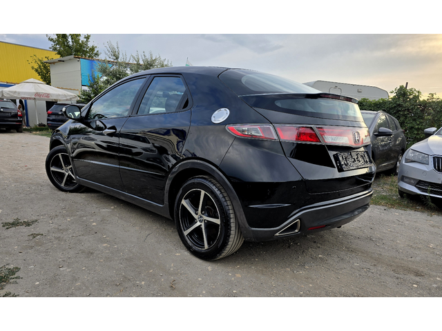 Honda Civic 1.4 i-VTEC (100 кс) - автомобили, коли, обяви за нови и употребявани 4