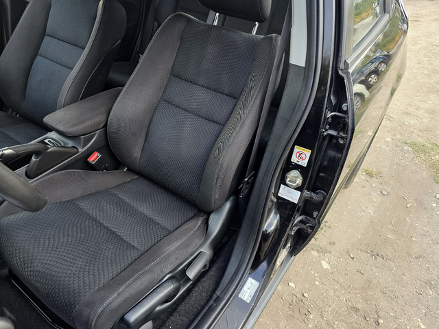 Honda Civic 1.4 i-VTEC (100 кс) - автомобили, коли, обяви за нови и употребявани 8