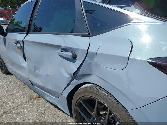 Honda Civic 1.5L I-4 DI, DOHC, VVT, TURBO, 180HP Front Wheel Drive - автомобили, коли, обяви за нови и употребявани 5