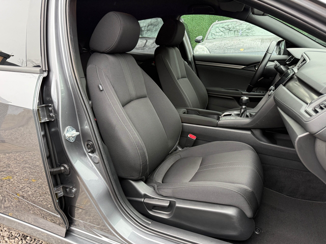 Honda Civic 1.6I-Dtec 120hp ТОП - автомобили, коли, обяви за нови и употребявани 15