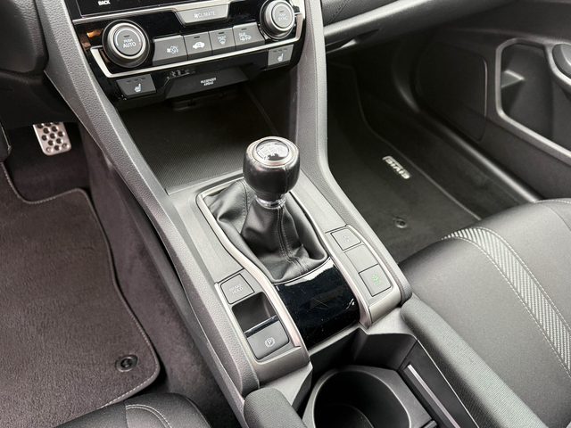 Honda Civic 1.6I-Dtec 120hp ТОП - автомобили, коли, обяви за нови и употребявани 25