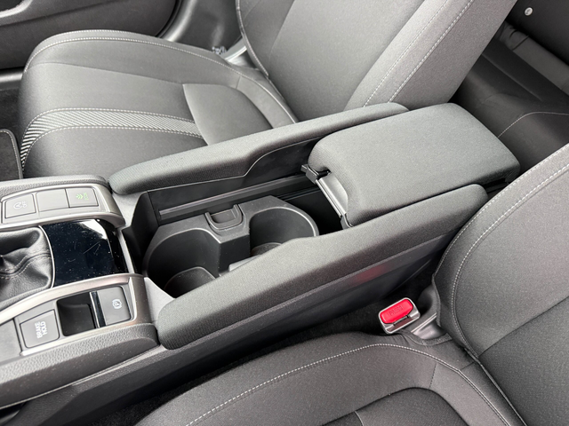 Honda Civic 1.6I-Dtec 120hp ТОП - автомобили, коли, обяви за нови и употребявани 30