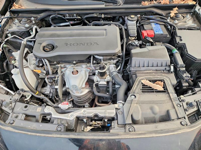 Honda Civic 2.0L 4 Front-wheel Drive - автомобили, коли, обяви за нови и употребявани 11