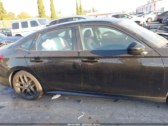 Honda Civic 2.0L I-4 DI, DOHC, VVT, 158HP Front Wheel Drive - автомобили, коли, обяви за нови и употребявани 12