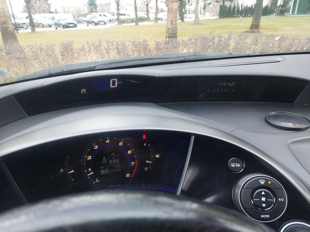 Honda Civic 1, 8i 140ps ГАЗ AUTOMATIC - автомобили, коли, обяви за нови и употребявани 11