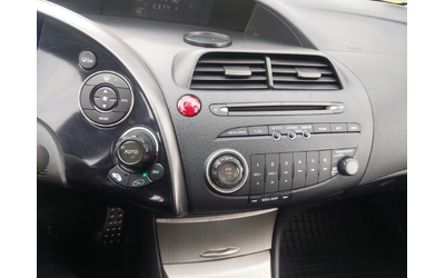 Honda Civic 1, 8i 140ps ГАЗ AUTOMATIC - автомобили, коли, обяви за нови и употребявани 8