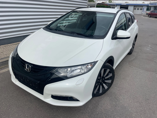 Honda Civic 1.6i-DTEC+ 120kc+ Камера+ Подгрев+ Xenon - автомобили, коли, обяви за нови и употребявани 0