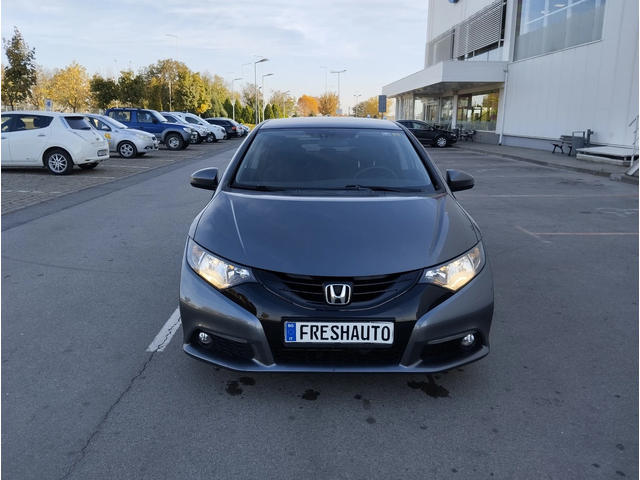 Honda Civic 1.6DTEC Камера - автомобили, коли, обяви за нови и употребявани 0