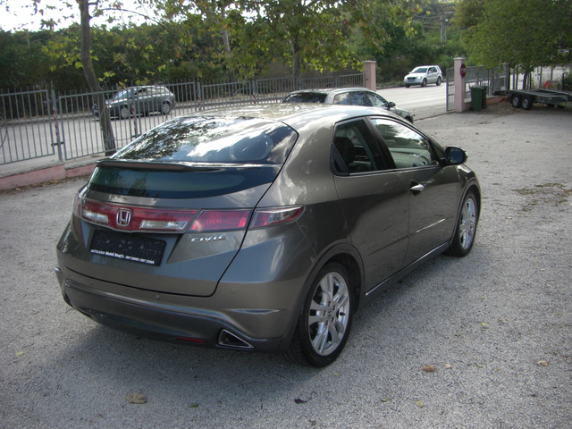 Honda Civic 2.2d FACCE NAVI 6ck. - автомобили, коли, обяви за нови и употребявани 4