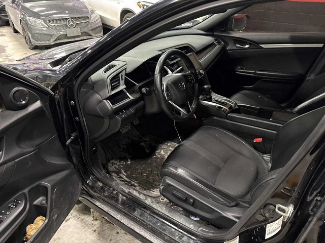 Honda Civic Sport* Smart Entry* Lane Keeping Assist* Back cam* - автомобили, коли, обяви за нови и употребявани 5