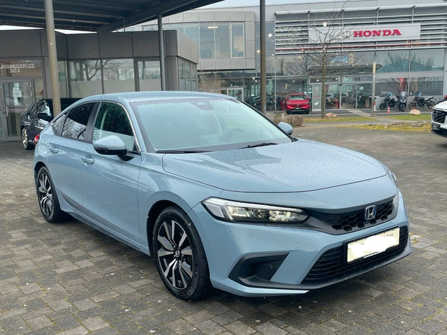 Honda Civic 2.0 i-MMD Hybrid Elegance - автомобили, коли, обяви за нови и употребявани 0