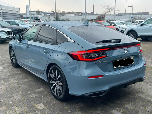 Honda Civic 2.0 i-MMD Hybrid Elegance - автомобили, коли, обяви за нови и употребявани 6