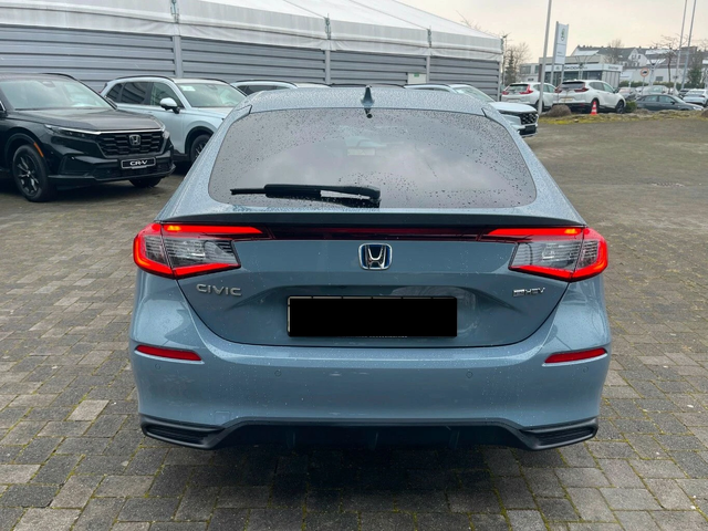 Honda Civic 2.0 i-MMD Hybrid Elegance - автомобили, коли, обяви за нови и употребявани 7