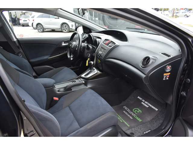 Honda Civic 1.8i* AUTOMAT* LED - автомобили, коли, обяви за нови и употребявани 10