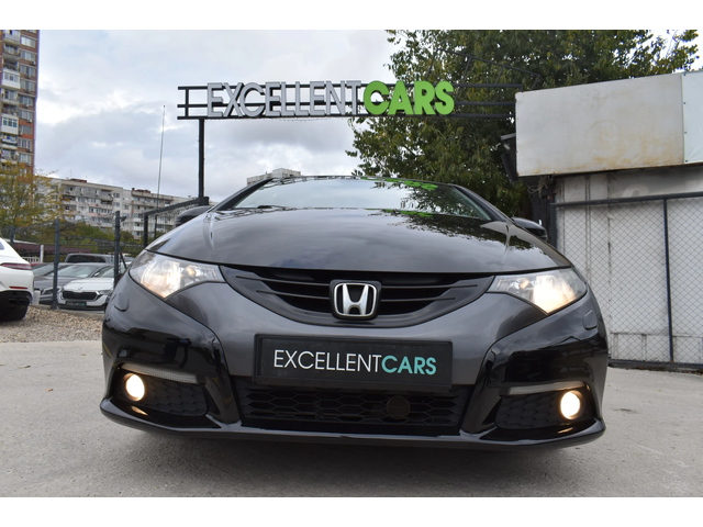 Honda Civic 1.8i* AUTOMAT* LED - автомобили, коли, обяви за нови и употребявани 5