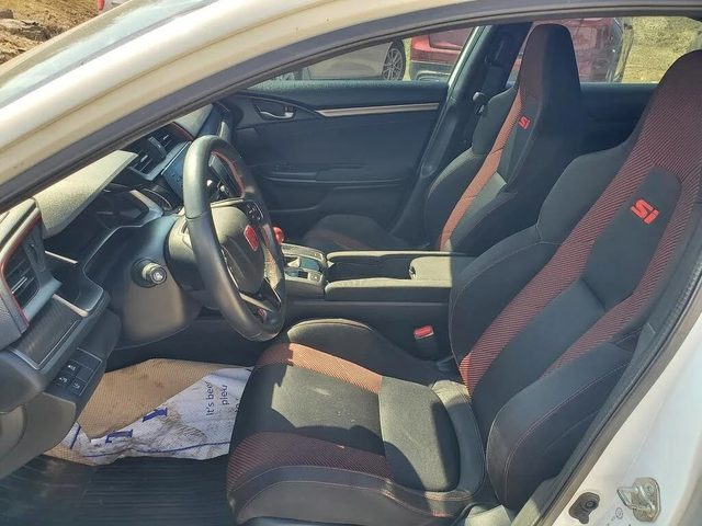 Honda Civic SI* FWD* АвтоКредит* (ЦЕНА ДО БГ) - автомобили, коли, обяви за нови и употребявани 8