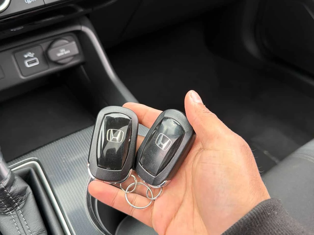 Honda Civic * Sport * 2 КЛЮЧА * ШИБИДАХ * ПОДГРЕВ - автомобили, коли, обяви за нови и употребявани 9