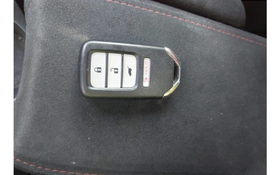 Honda Civic Type R - автомобили, коли, обяви за нови и употребявани 10
