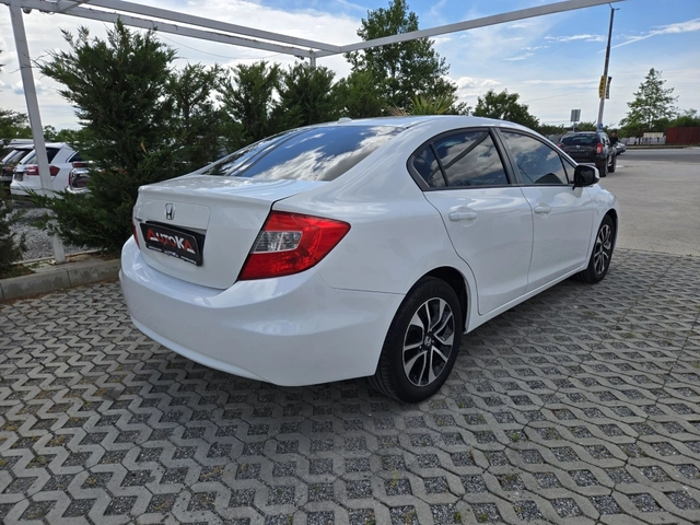 Honda Civic 1.8i-141кс= АВТОМАТ= НАВИГАЦИЯ= ПОДГРЕВ - автомобили, коли, обяви за нови и употребявани 2