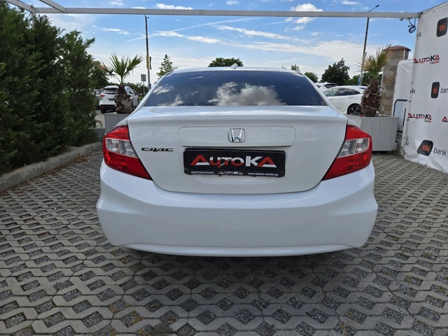 Honda Civic 1.8i-141кс= АВТОМАТ= НАВИГАЦИЯ= ПОДГРЕВ - автомобили, коли, обяви за нови и употребявани 3