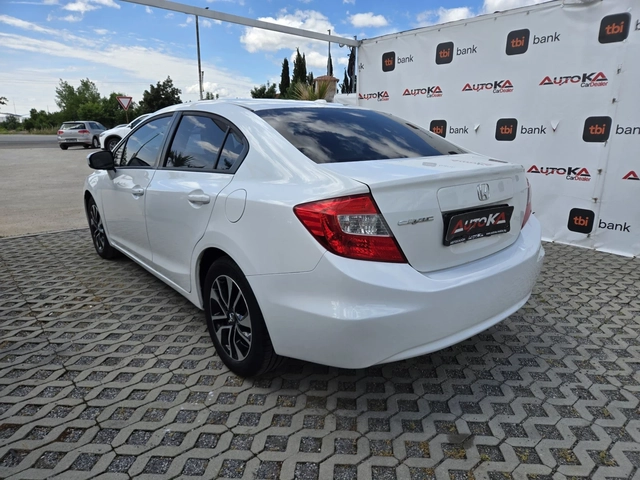 Honda Civic 1.8i-141кс= АВТОМАТ= НАВИГАЦИЯ= ПОДГРЕВ - автомобили, коли, обяви за нови и употребявани 4