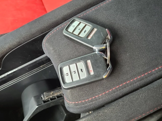 Honda Civic TYPE R* MANUAL* BUCKET SEATS* NAVI* LED* - автомобили, коли, обяви за нови и употребявани 6