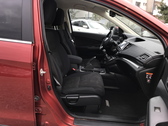Honda Cr-v 1,6 AWD - автомобили, коли, обяви за нови и употребявани 8