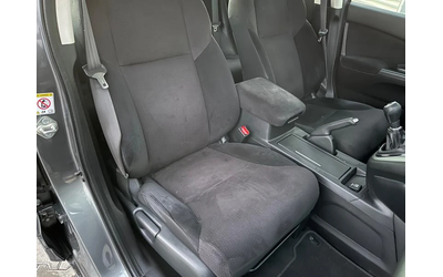 Honda Cr-v 1, 6i-Dtec4X2, 120к.с, 6ск., плюш, клима, мулти, т - автомобили, коли, обяви за нови и употребявани 9