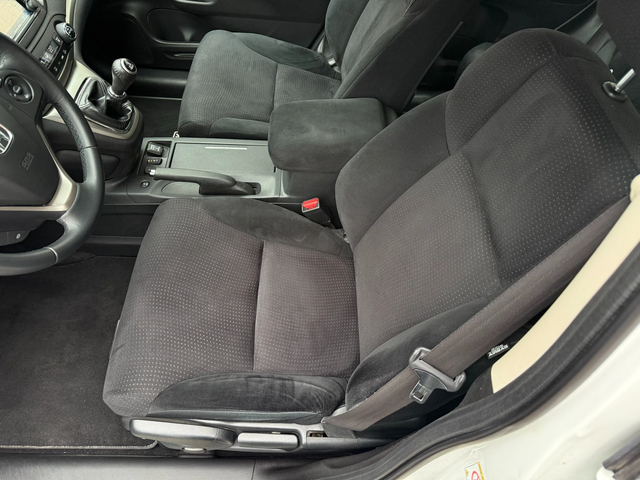 Honda Cr-v 2.0i* 4x4* СЕРВИЗНА КНИЖКА С ПЪЛНА ИСТОРИЯ В ХОНДА - автомобили, коли, обяви за нови и употребявани 7