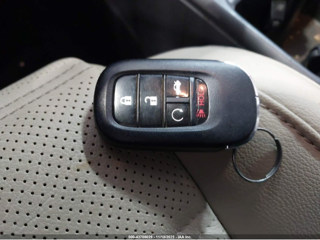 Honda CR-V HYBRID 2.0L I-4 DOHC, VVT, 143HP All Wheel Drive - автомобили, коли, обяви за нови и употребявани 10