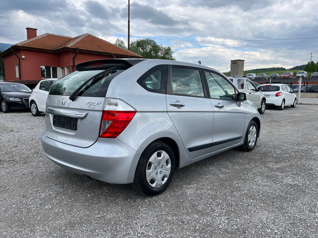 Honda Fr-v 1.7I - автомобили, коли, обяви за нови и употребявани 3