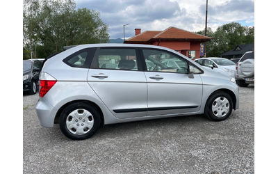Honda Fr-v 1.7I - автомобили, коли, обяви за нови и употребявани 6