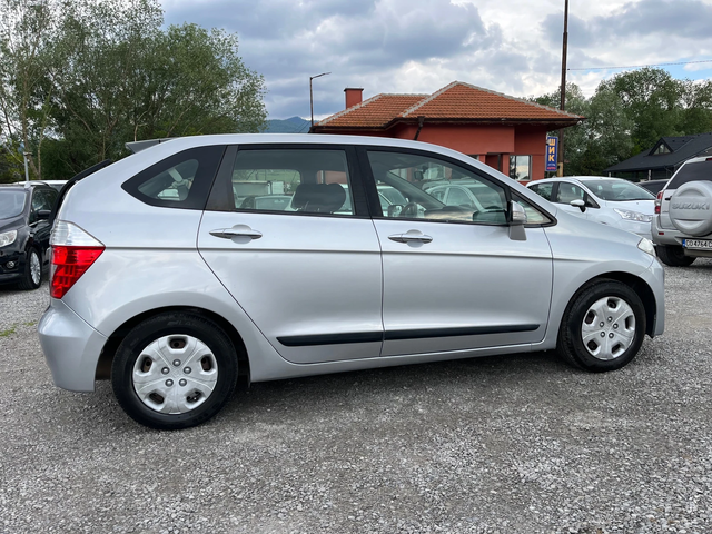 Honda Fr-v 1.7I - автомобили, коли, обяви за нови и употребявани 6