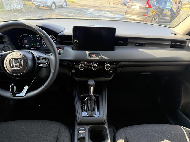 Honda Hr-v 1,5 e-HEV - автомобили, коли, обяви за нови и употребявани 12